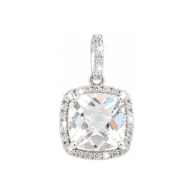 7.8x7.8mm Dije Topacio Blanco Cojín Oro Blanco 14k con Halo de Diamantes Naturales