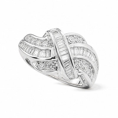 Anillo de Dama Oro Blanco 14k Nudo Baguette con Diamantes Naturales