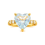 Anillo de Dama Oro 10k Corazón Grande con Circonios en Banda