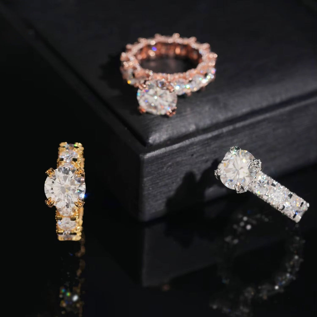 Anillo de Compromiso Eternity Piedras Grandes Moissanite S925