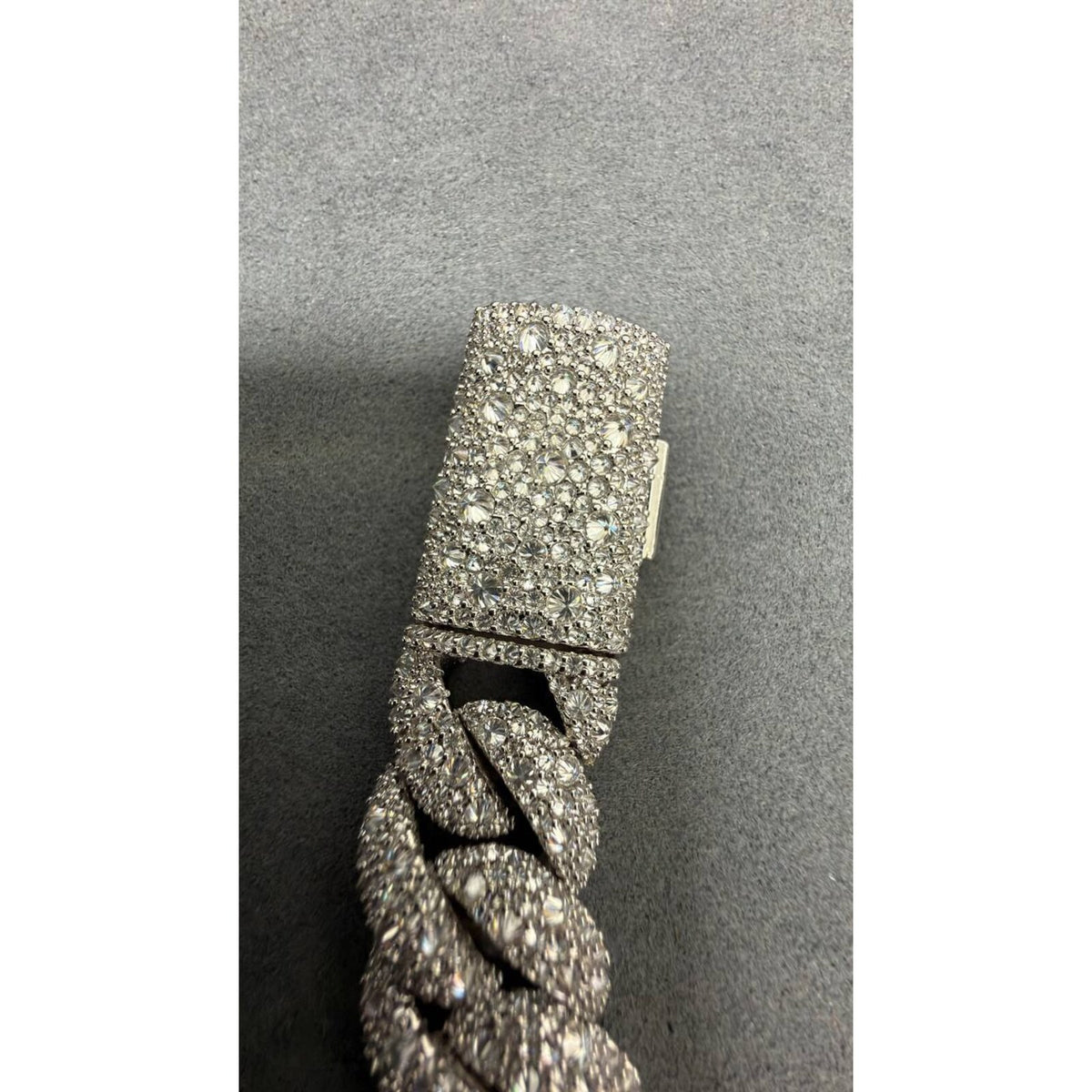 15MM Manilla Cubana Pavé Moissanite Zinc
