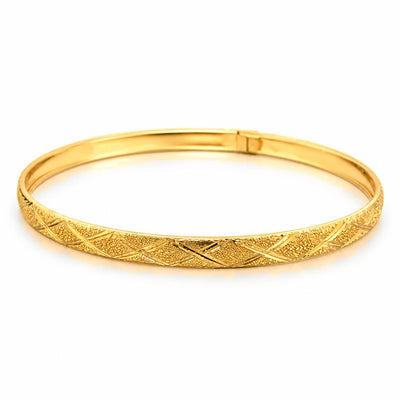 Brazalete Oro 10k Rígido Grabado en Rombos